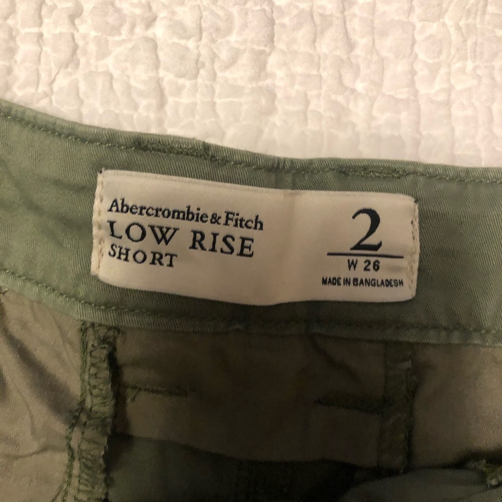 A&F Low-Rise Short - Picture 4 of 4